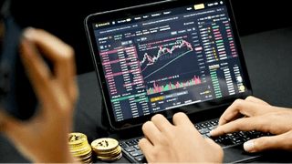 Flux d'ordres en temps réel sur l'interface de passage d'ordres Croisée Valésance à faible latence